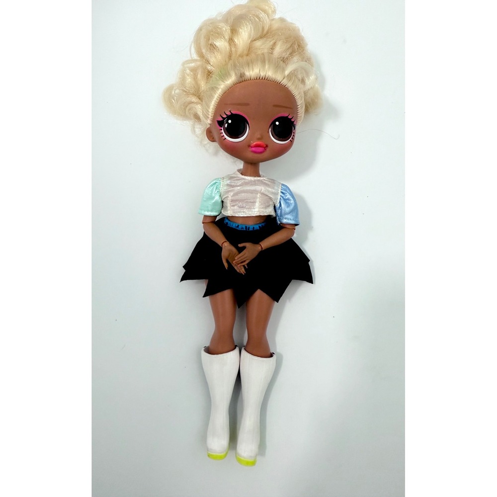 LOL Surprise OMG Fashion Doll Fierce‎ Royal Bee Blonde Hair Black Skirt